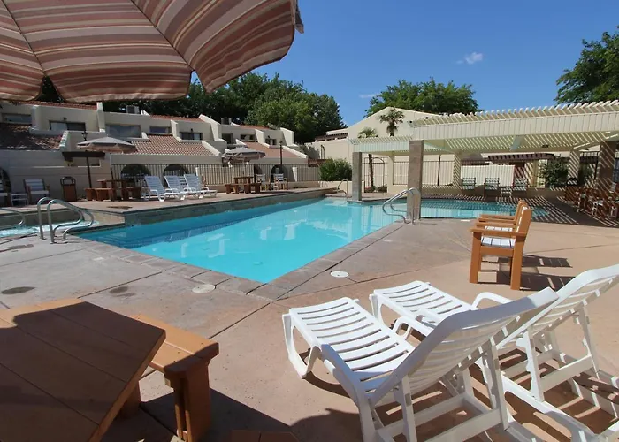 Villas At Southgate